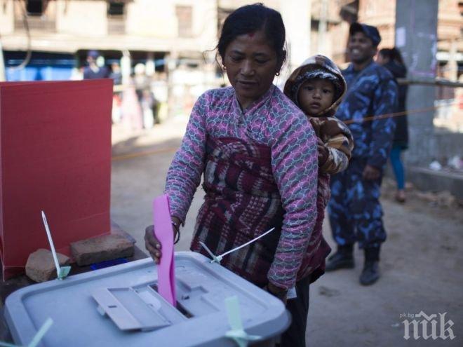 Непалските граждани гласуваха за първи път от 20 години