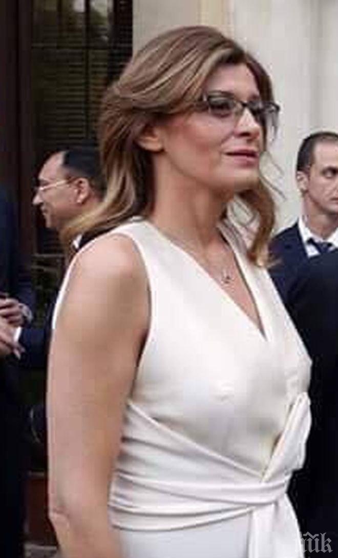 МАНИЯ! Генерал Деси търка 60 чифта обувки! Докарва се като в Сексът и градът с чепици за 600 долара и нагоре