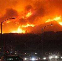 Огромни пожари бушуват в Калифорния
