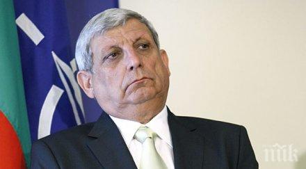 бившият военен министър аню ангелов трябваше искат оферти изтребителя