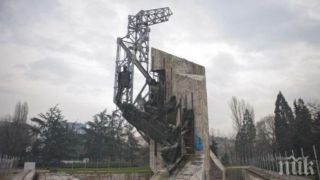 Фандъкова: Нямам информация за предложение да се възстанови паметника 1300 години България