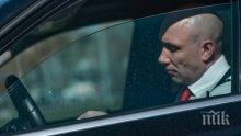 ЕКСКЛУЗИВНО В ПИК И "РЕТРО"! Захари Бахаров подкара джип за 130 бона (ПАПАРАШКИ СНИМКИ)