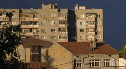 глобяват солено врачани мият терасите горещините