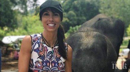 горещо брадърката зара показа секси дупе тайланд секси снимки