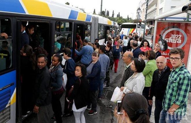 Правителството в Гърция одържави обществения транспорт в Солун