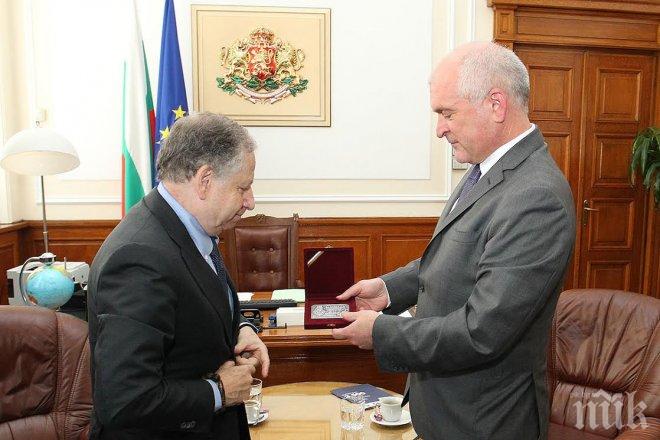 Главчев обсъди с шефа на международната автомобилна федерация как да намалим жертвите от катастрофи