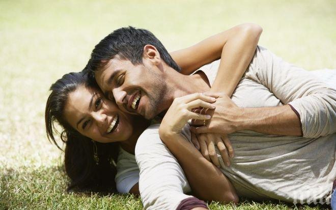 12 неща, които двойките правят, но не признават