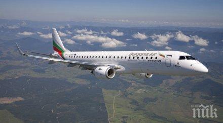 екипаж българия спаси припаднал пасажер