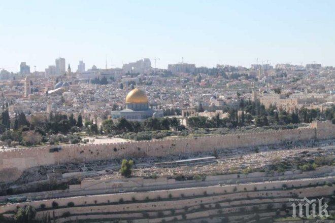 Стотици протестират в Йордания срещу затварянето на Храмовия хълм в Ерусалим
