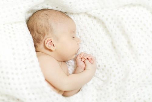 В Македония се роди първото бебе от сурогатна майка