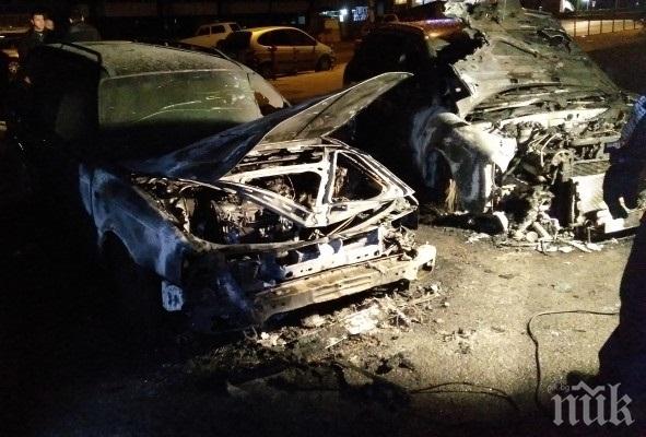 Два мерцедеса изгоряха нощес в Монтанско