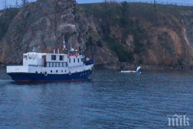 Няколко души ранени след инцидент с частен самолет на остров Олхон в езерото Байкал