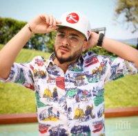 САМО В ПИК! Чака ли Криско бебе? Ето го коремът на танцьорката Цвети! (ГОРЕЩА СНИМКА)