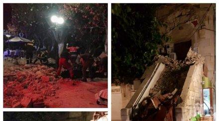 егейско море покрив болница срина курорта бодрум страшния трус пострадали сгради земята продължава люлее снимки видео