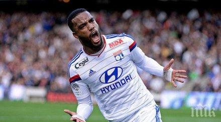 напрежение новото попълнение арсенал александър лаказет предизвика скандал клуба