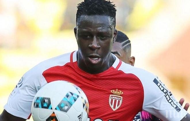 Менди пристигна в САЩ, подписва с Манчестър Сити