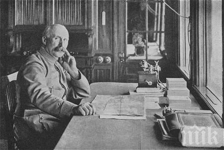 Гамени осквернили надгробната могила на голям френски маршал