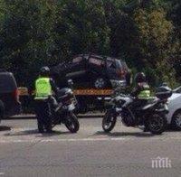 ИЗВЪНРЕДНО! Акция в Бургас! Входът откъм Созопол гъмжи от полиция (СНИМКИ)