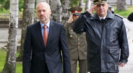 депутатите разпитват двама бивши бойните самолети