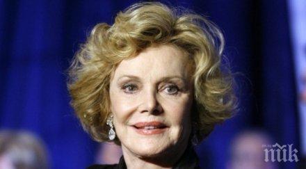 почина последната жена синатра