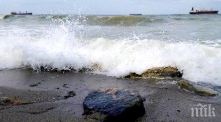 здравната инспекция успокои водите плажовете замърсени мазут опасни къпане