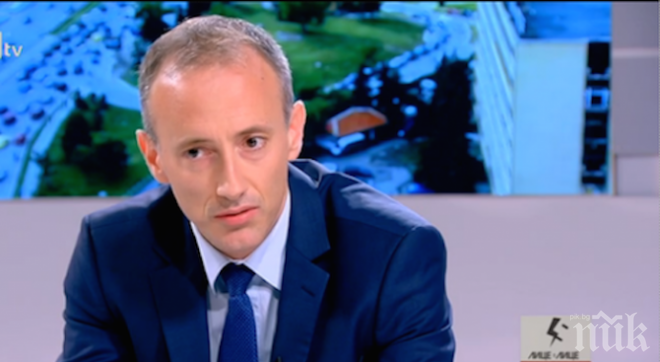 Министърът на образованието: Всички деца трябва да влязат в класната стая