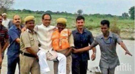 извънредно положение смъртоносни наводнения индия