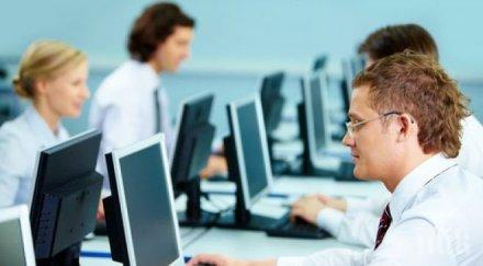 криза всяка втора фирма нас без наети работници