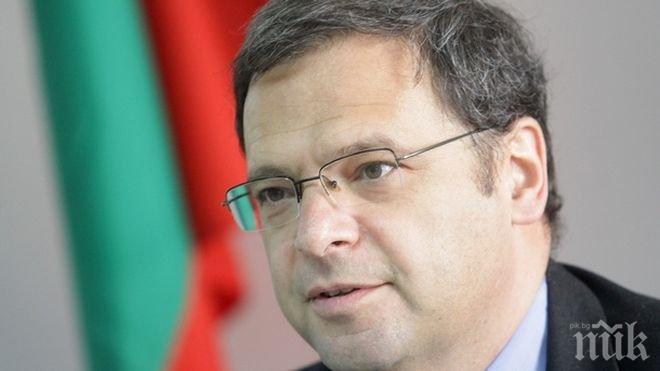 Юлиян Попов срази Дневник и Дойче веле