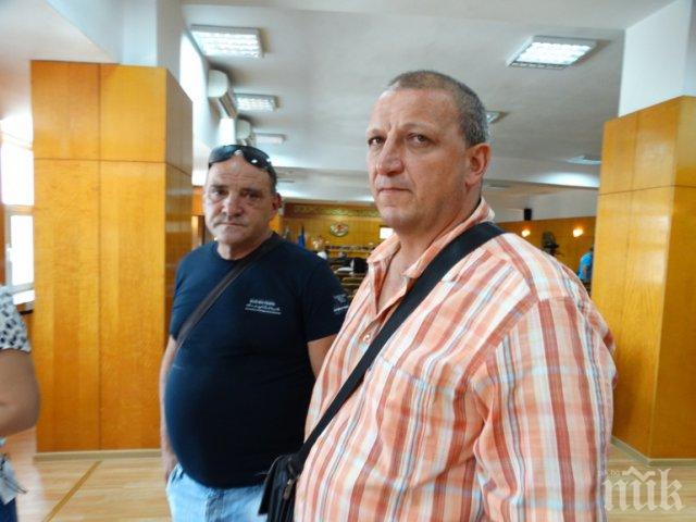 СЪМНИТЕЛНО! Ромите, пребили деца в Асеновград, с орда адвокати - сякаш ще бранят мафията