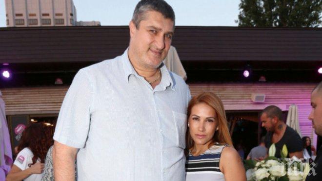 Любо Ганев се хвана с младо гадже