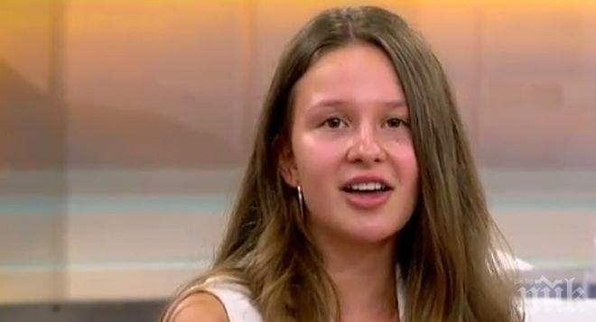 Българска сензация! Малката Зорница Калчева покорява музикалните конкурси в Съединените щати