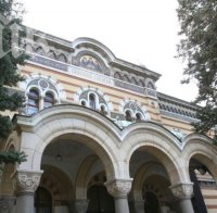 Избори за епархийски избиратели се правят днес в България