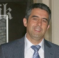 Учителки на опашка да се снимат с Росен Плевнелиев 