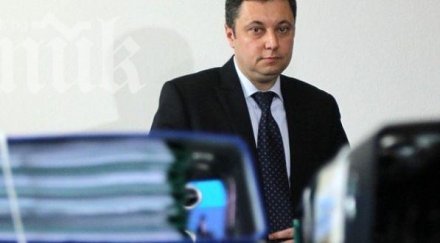 яне нов хит пламен орешарски политическа патица