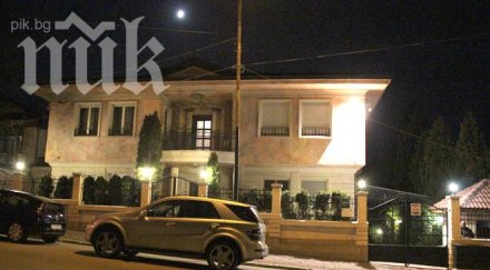 медиите проспаха освобождаването лара