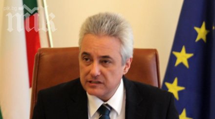 премиерът посети неделино