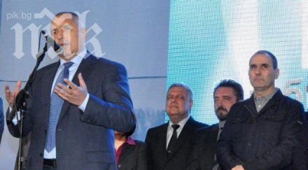 борисов изхвърли цветанов политиката смятат читателите пик