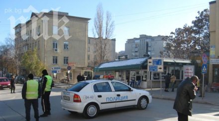 баба червена барета мистериозно изчезна пазар