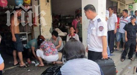 китайка стисна мъж тестисите уби