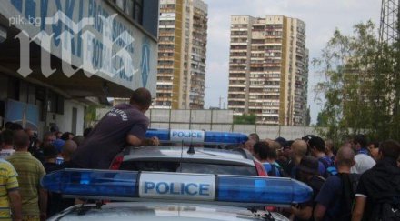 фенове левски нападнаха телевизионен екип