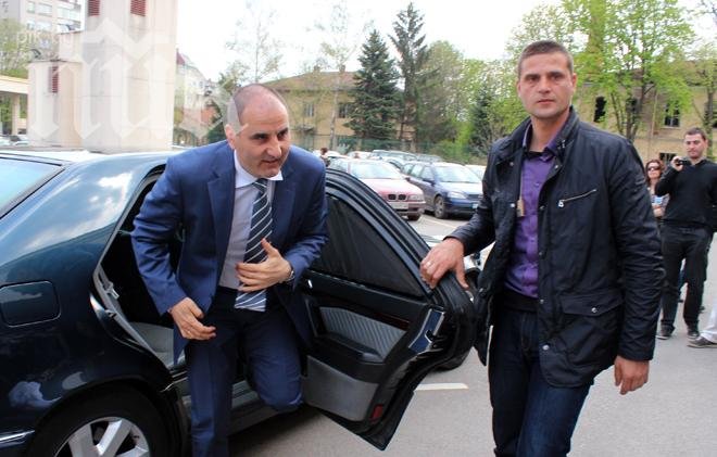 Проверяват Спецпрокуратурата за бомби заради Цветанов