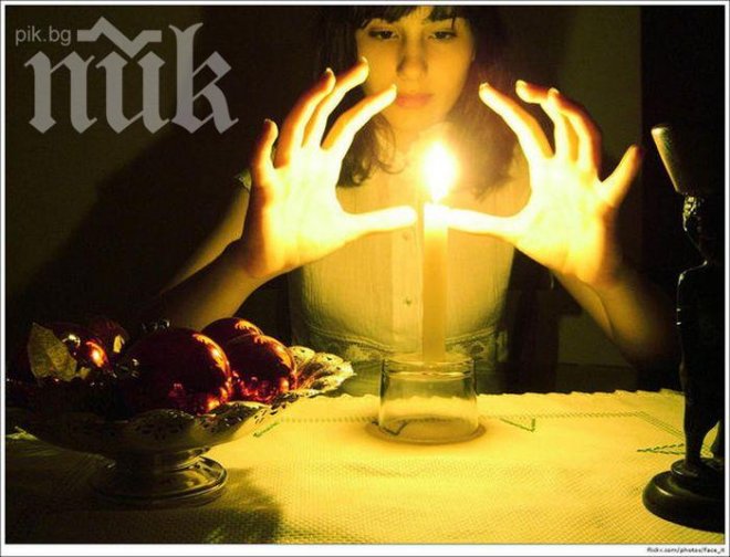 Мъж иска развод, защото жена му направила магия