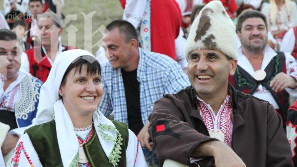 Цветанов издирва симпатизанти по села и паланки