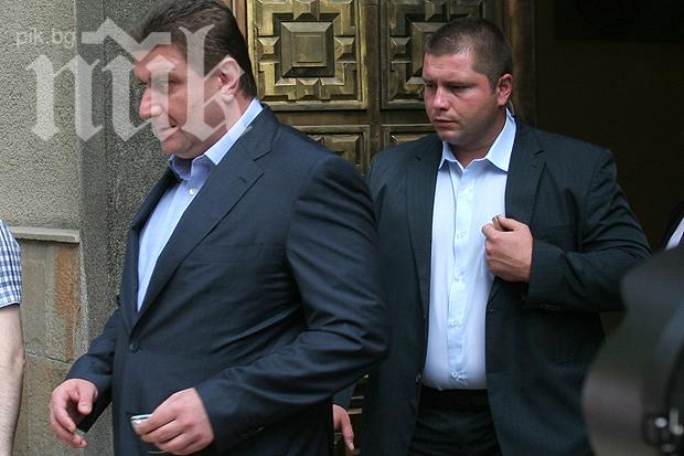 Нов скандал Ало, Ваньо