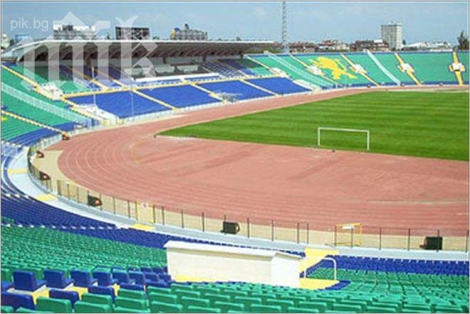 Левски и ЦСКА може да играят без публика