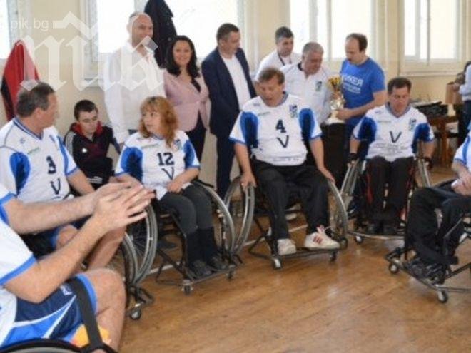 Лиляна Павлова ще работи за по-достъпна среда за инвалиди