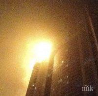 Голям пожар е избухнал в 79-етажния небостъргач „Торч Тауър“ в Дубай