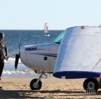 Трагедия! Едномоторен самолет уби двама души при аварийно кацане на плаж в Португалия (СНИМКИ)