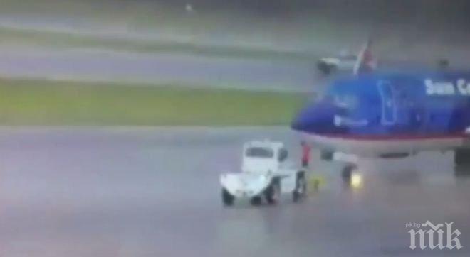 По чудо! Работник на летище във Флорида оцеля след удар от мълния (ВИДЕО)